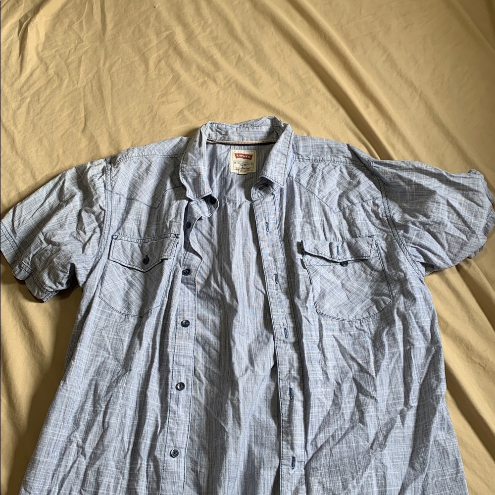 Levi's Button Down Shirt - Picture 3 of 8